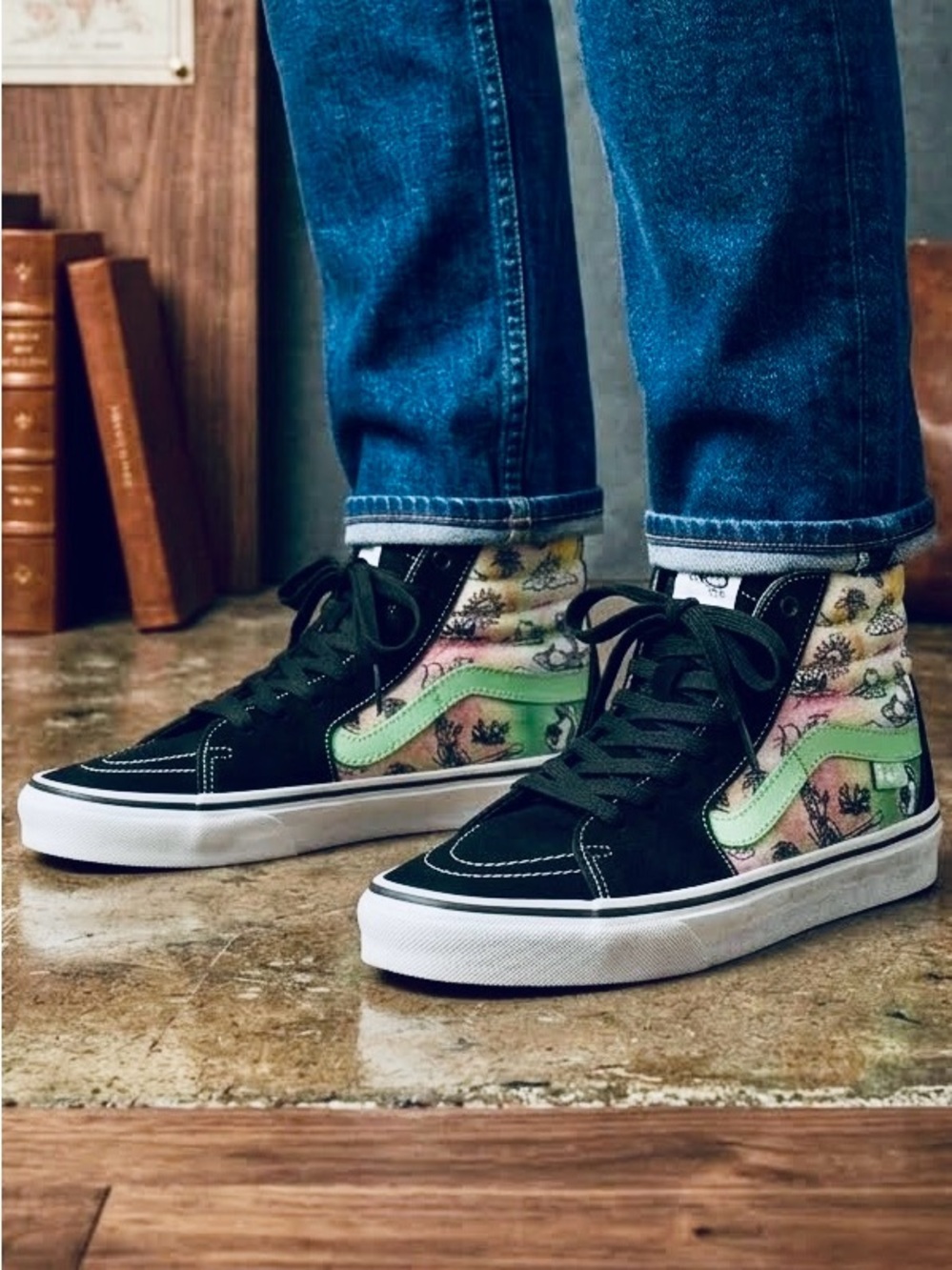 Vans Sneakers Sk8-Hi Shroom Doom High Top Size 5.5 Unisex Black Multi-Color Mint